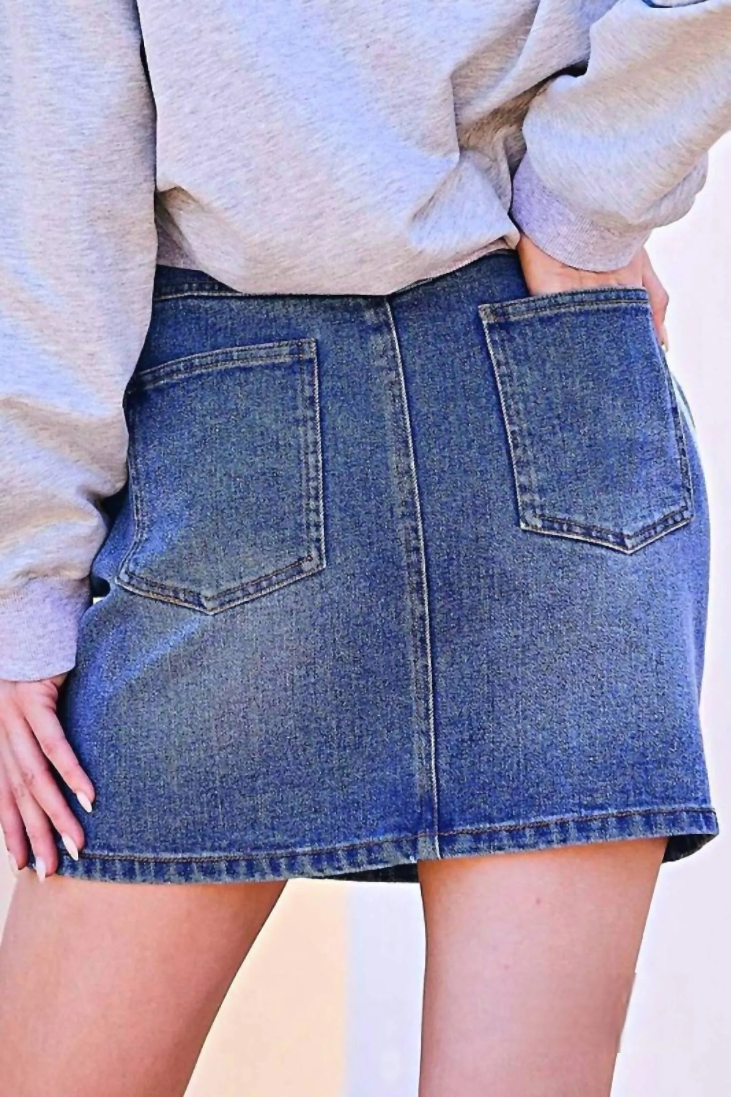 Jupe en denim Abbey à cœurs pailletés en lavage moyen