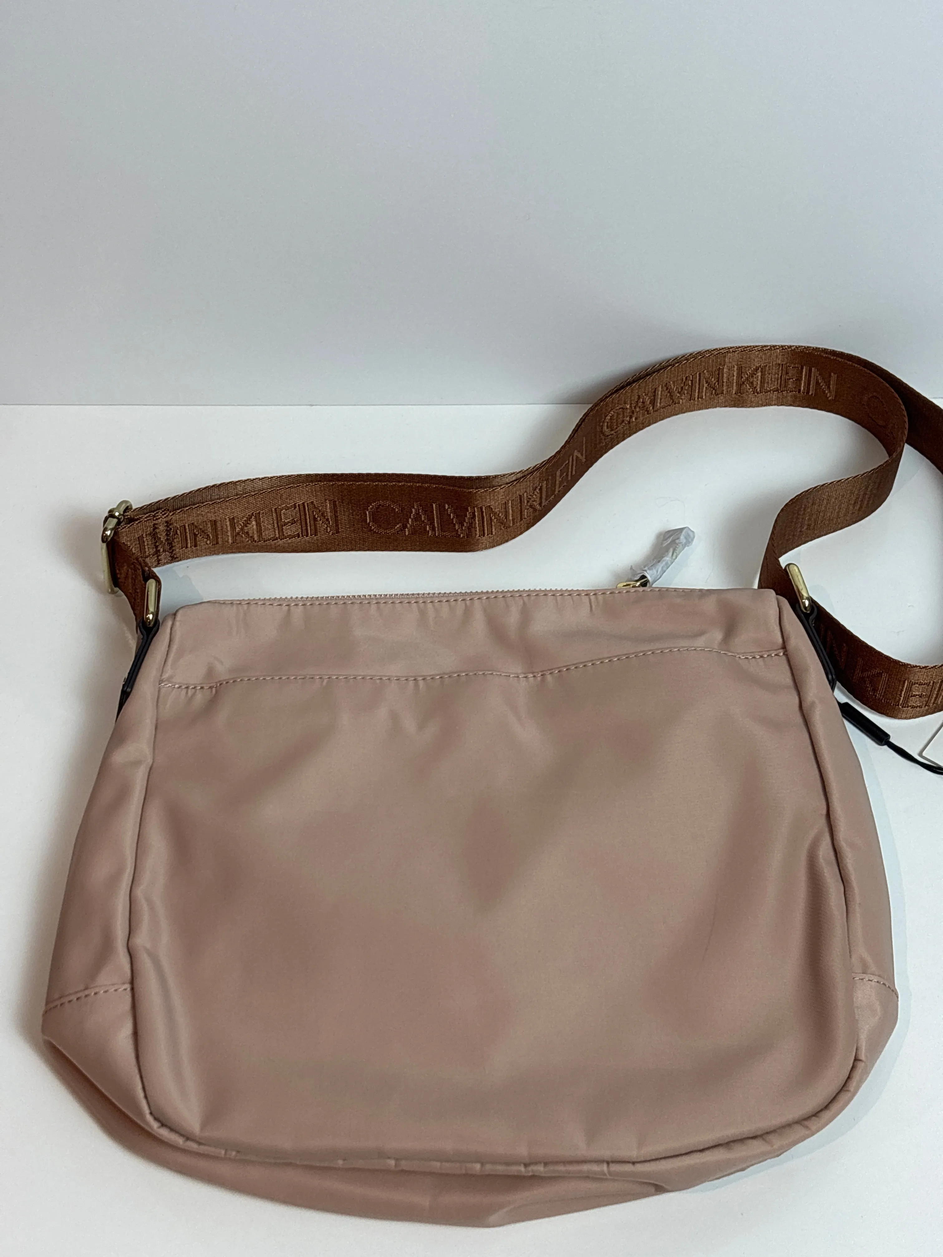 Sac bandoulière Calvin Klein par Calvin Klein, Taille : Grand