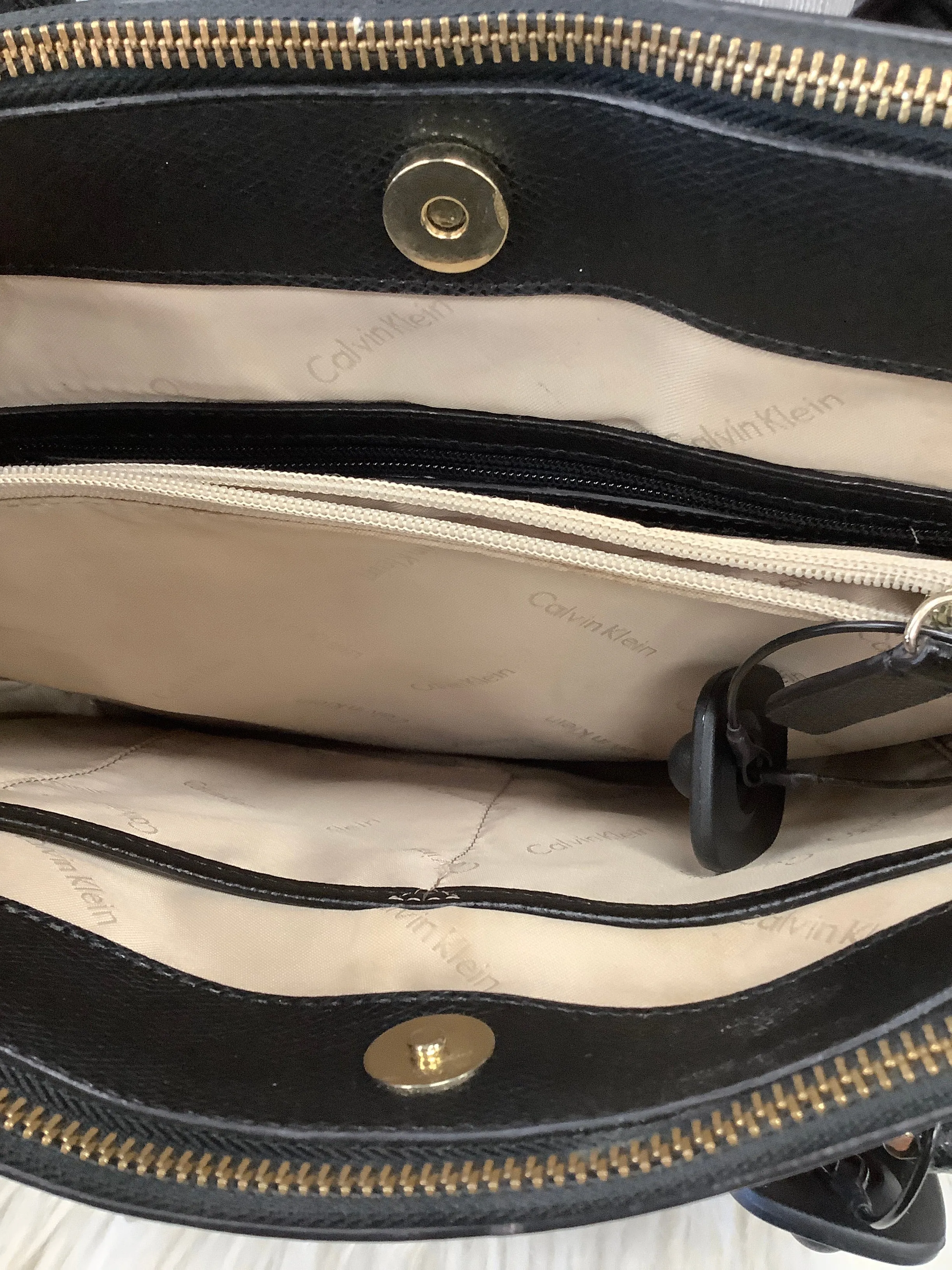 Sac à main Calvin Klein, Taille : Moyenne