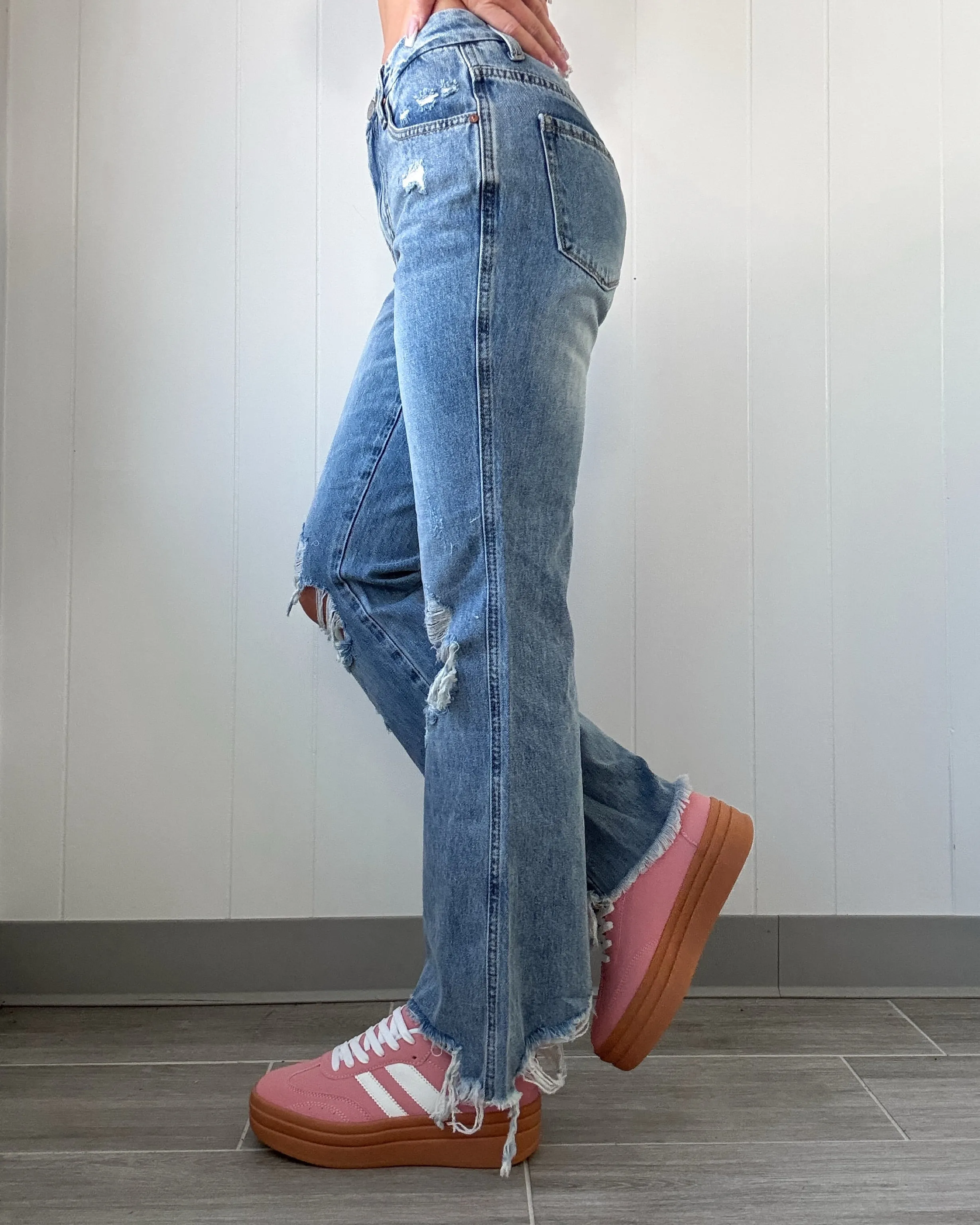 Carrie Jeans à Taille Moyenne Effilés - Lavage Clair