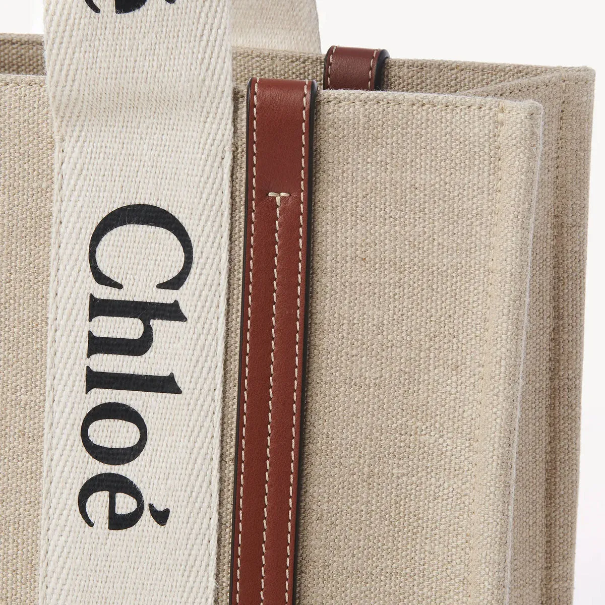 Chloé Sac Woody Tote Medium en Lin, Blanc/Brun