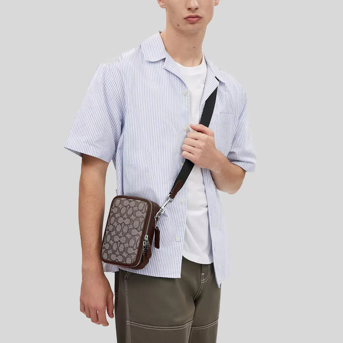 Sac à main COACH Stanton en bandoulière en jacquard signature chêne/érable CH097