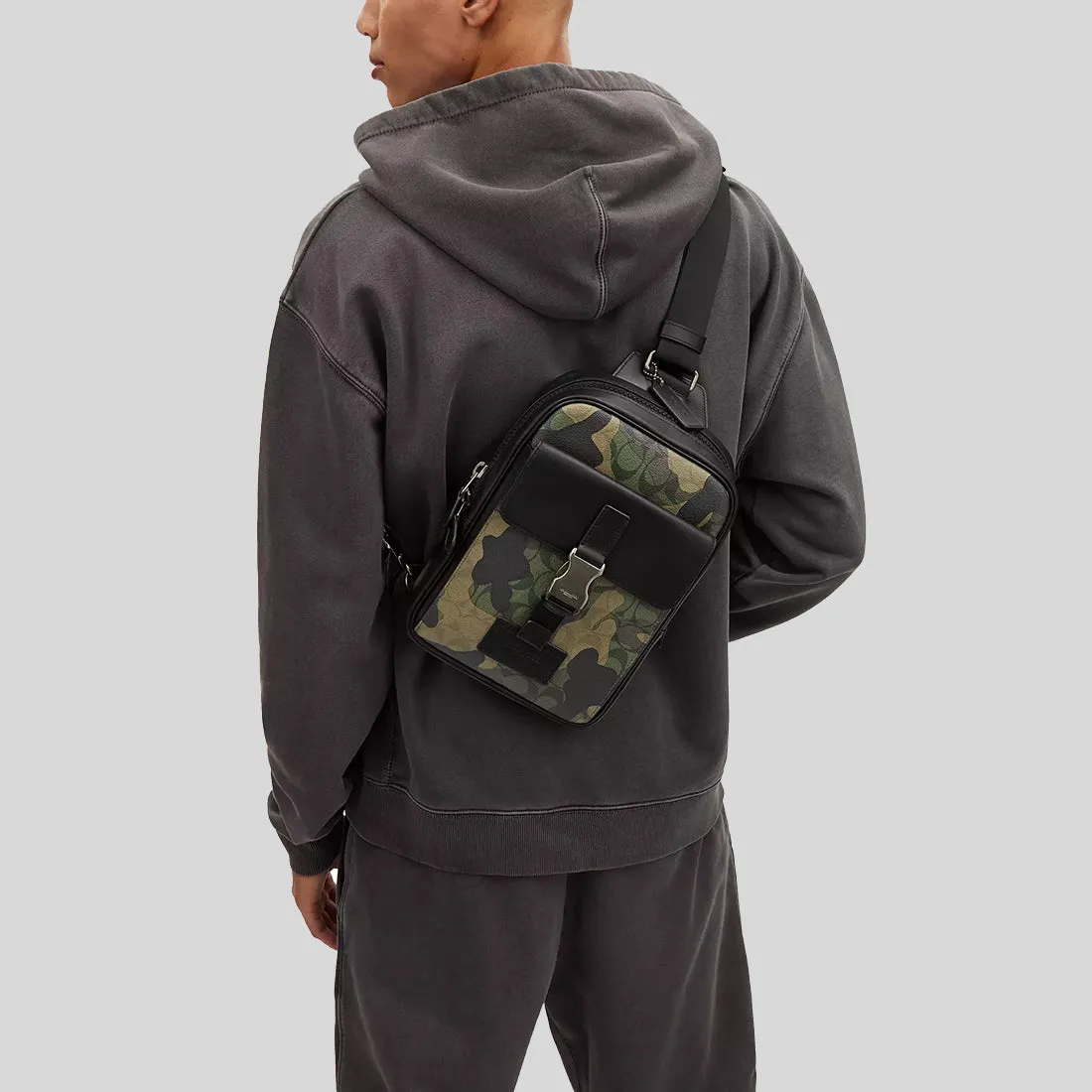 Sac Coach COACH Track Pack en toile Signature avec impression camouflage vert multicolore CL944