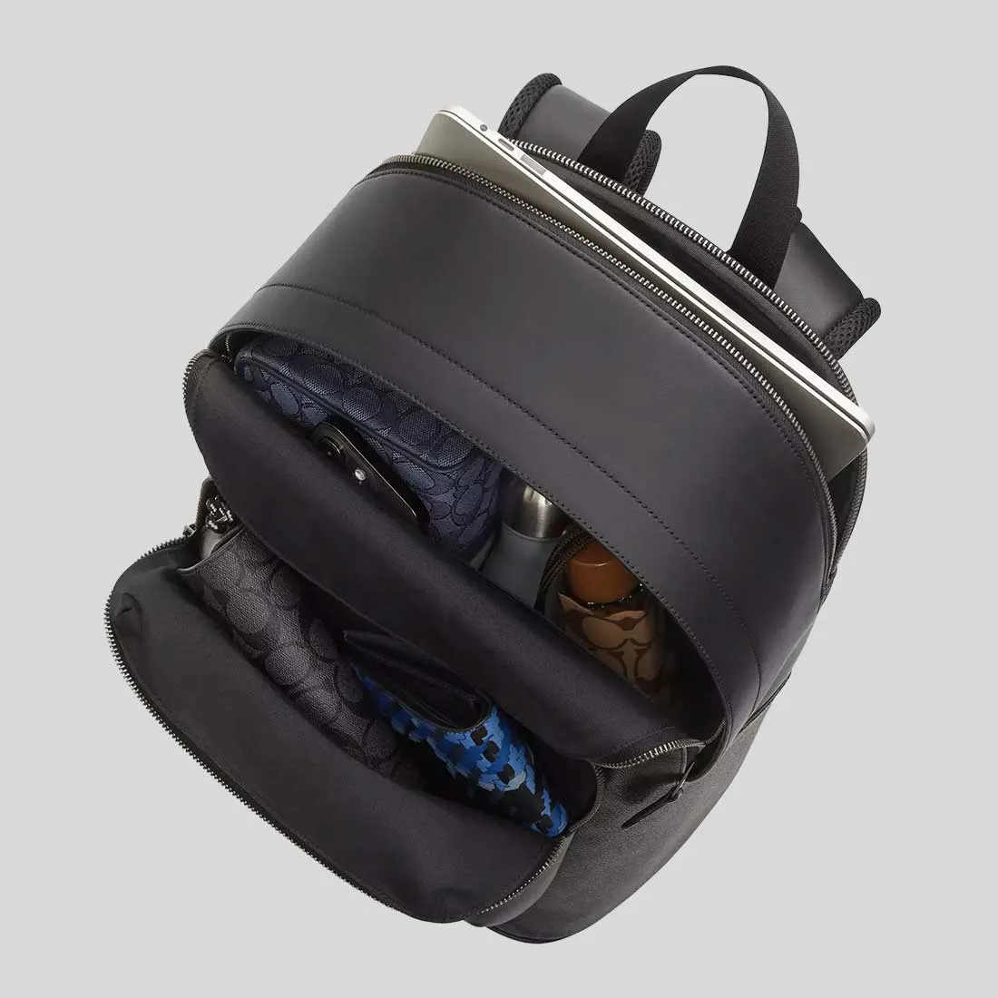 Sac à dos COACH West en toile Signature avec rayures varsity, couleur Charbon/Denim/Craie CV922