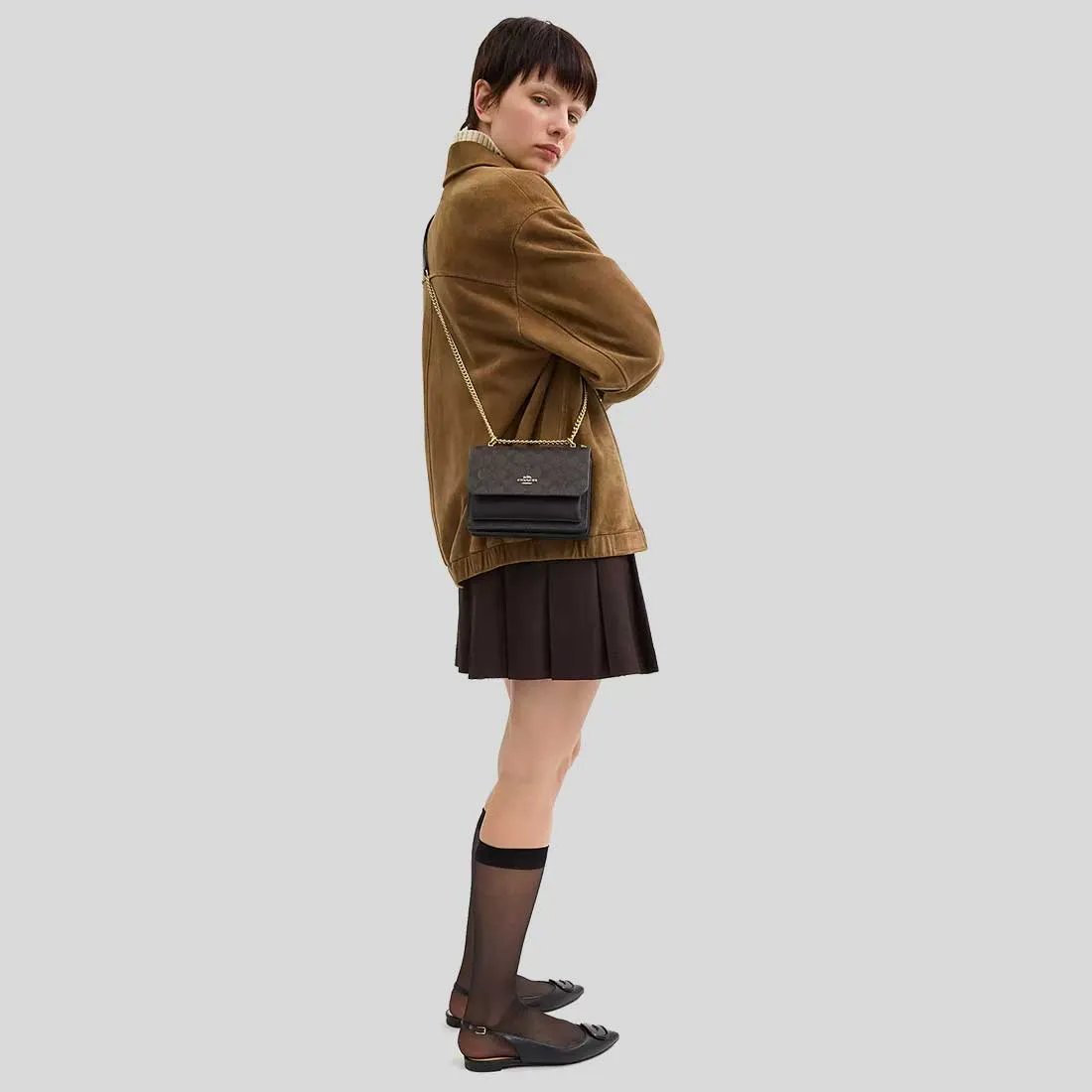 Sac Bandoulière Mini Klare COACH en Toile Signature Noix/Noir CW206