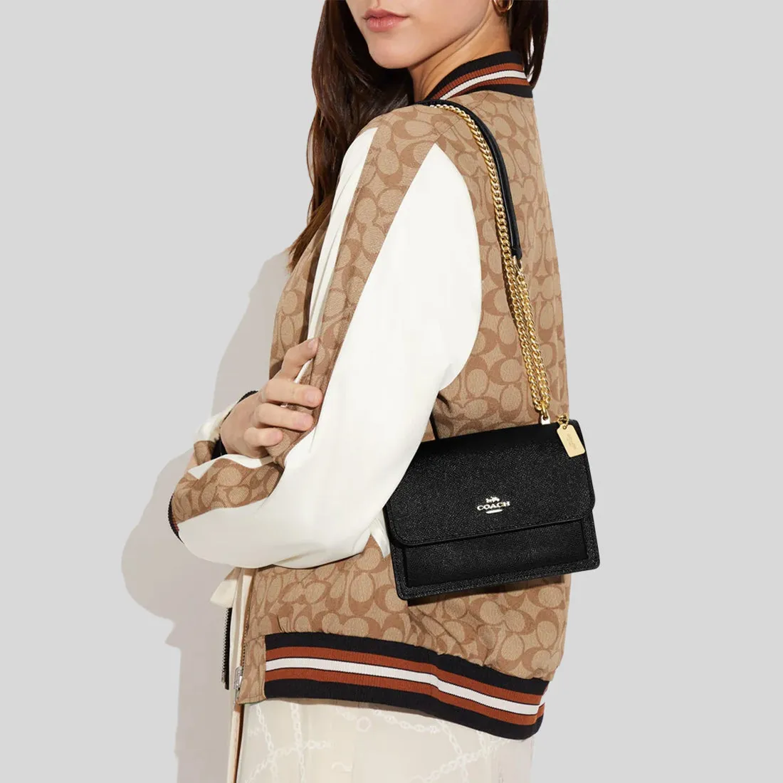Sac à main COACH Mini Klare en croûte de cuir noir avec bandoulière C9949