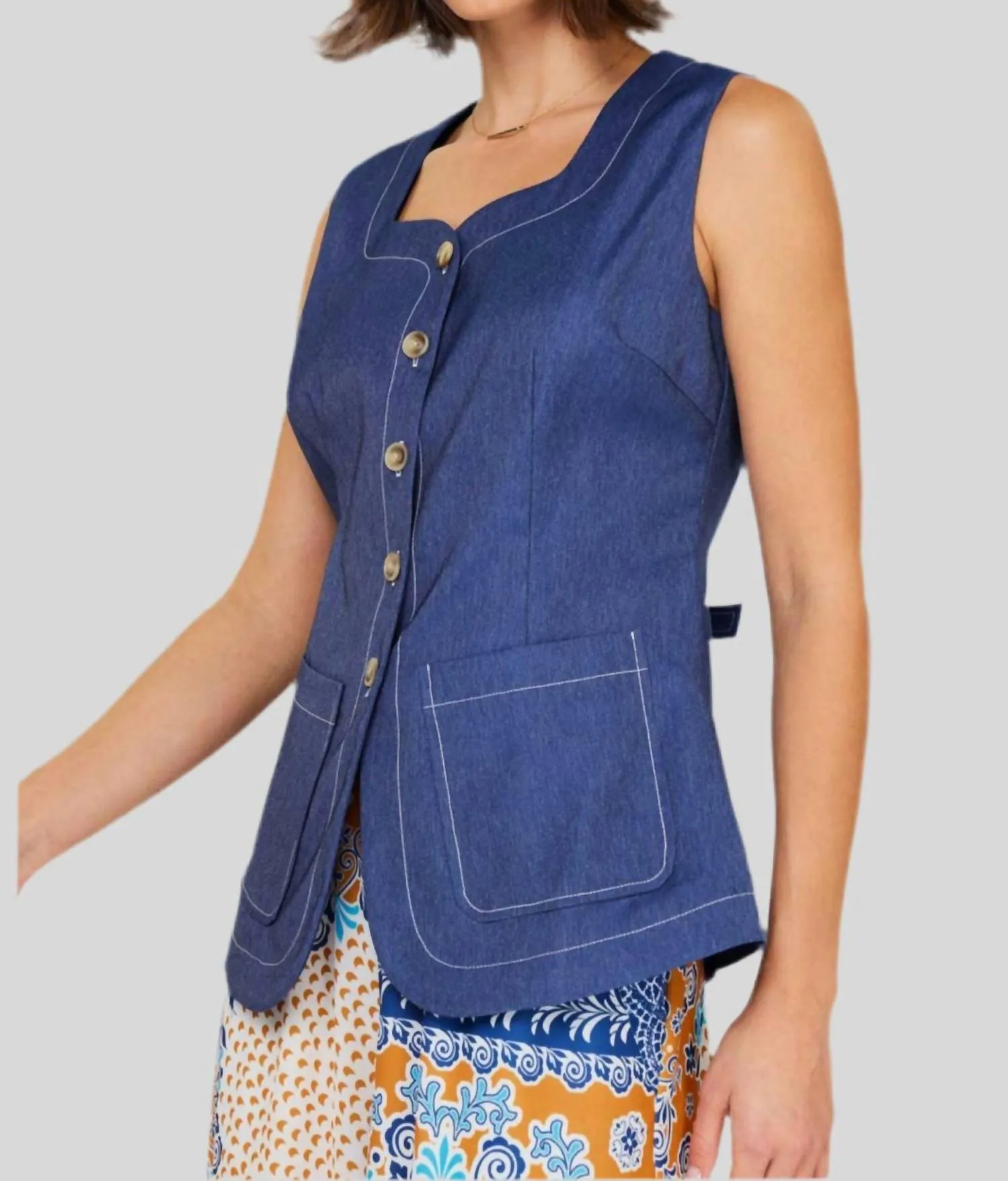 Gilet en denim à boutonnage devant en bleu