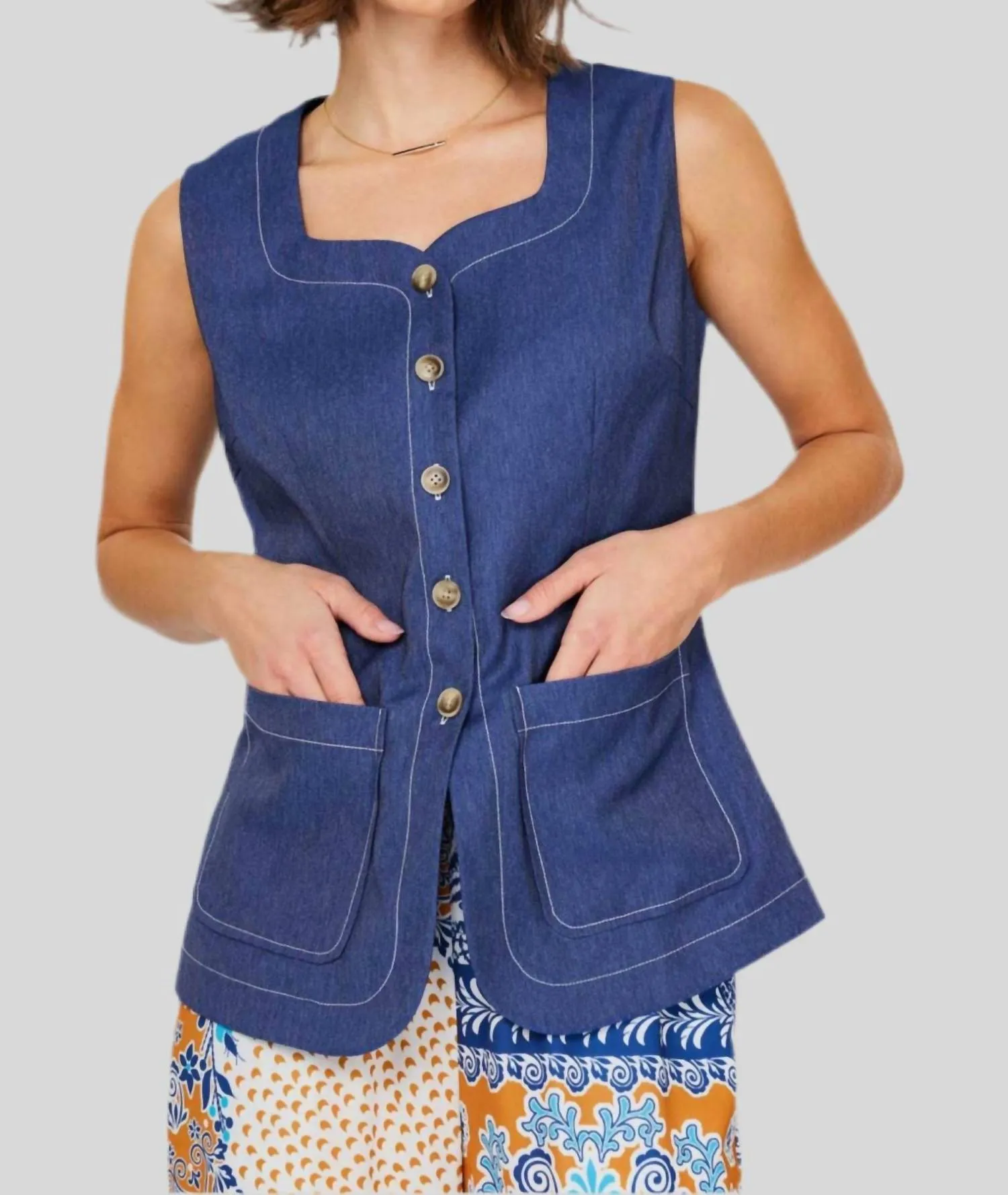 Gilet en denim à boutonnage devant en bleu