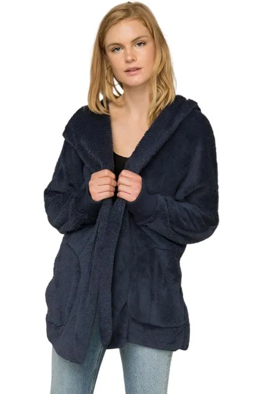 Cardigan à capuche avec poches, tricot pelucheux et devant ouvert Hem & Thread L2394