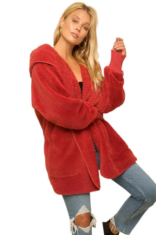 Cardigan à capuche avec poches, tricot pelucheux et devant ouvert Hem & Thread L2394