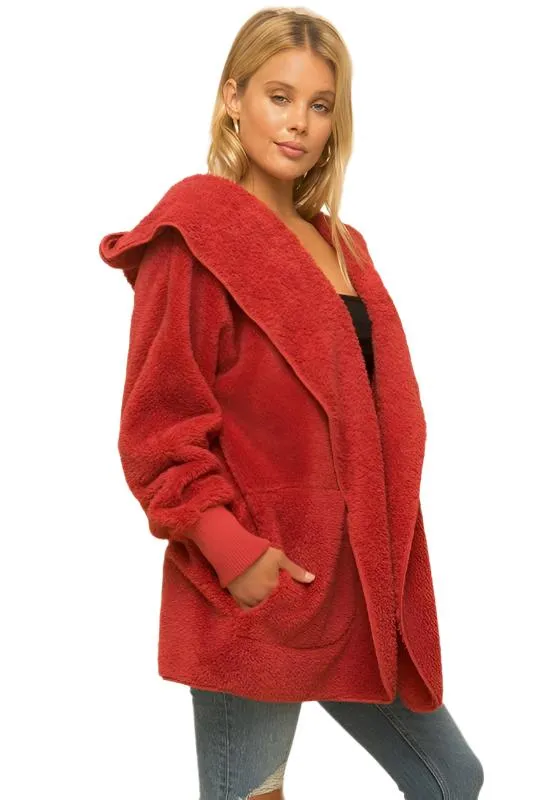 Cardigan à capuche avec poches, tricot pelucheux et devant ouvert Hem & Thread L2394