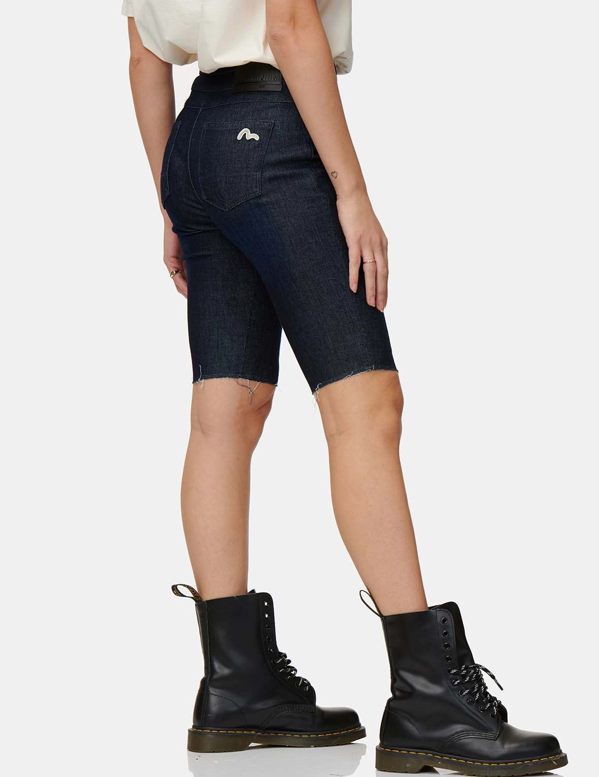Bermuda en Denim Brodé Kamon
