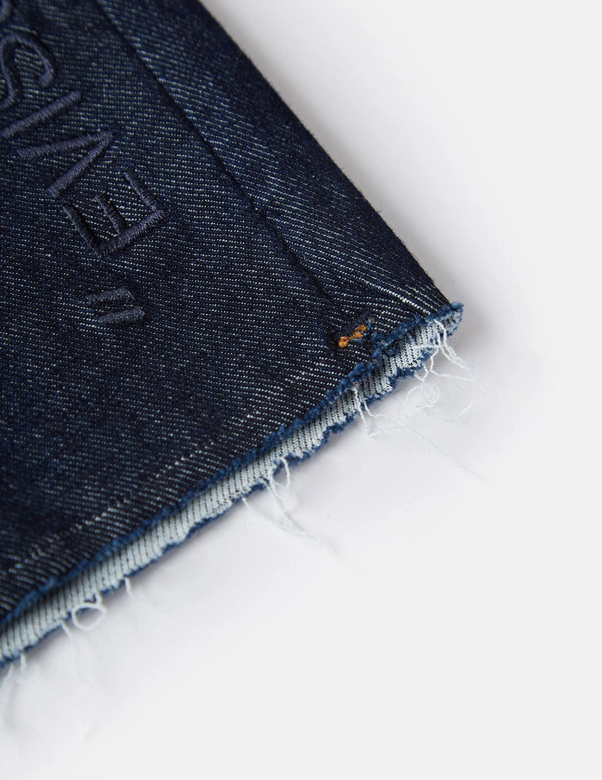 Bermuda en Denim Brodé Kamon