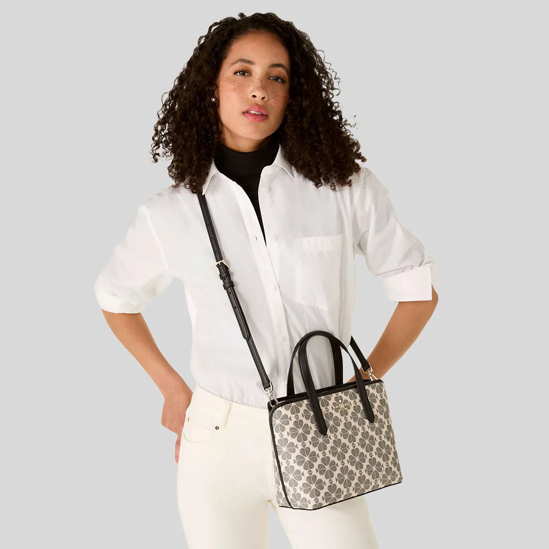 Sac Kate Spade KATE SPADE Signature Mini Sac à Bandoulière Fleur de Pique Noir Multicolore KH425