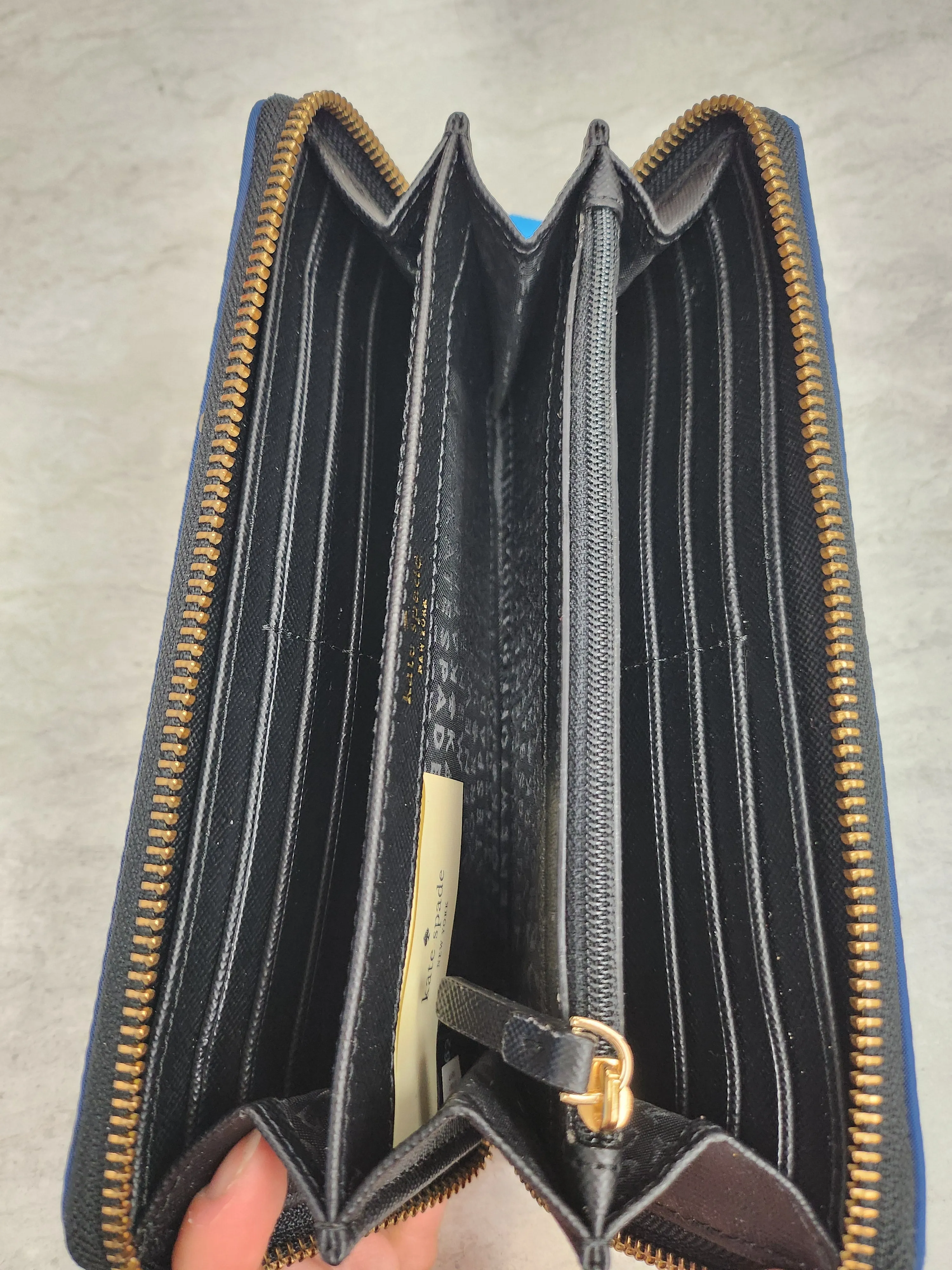 Sac à main et portefeuille designer Kate Spade par Kate Spade, Taille : Grand