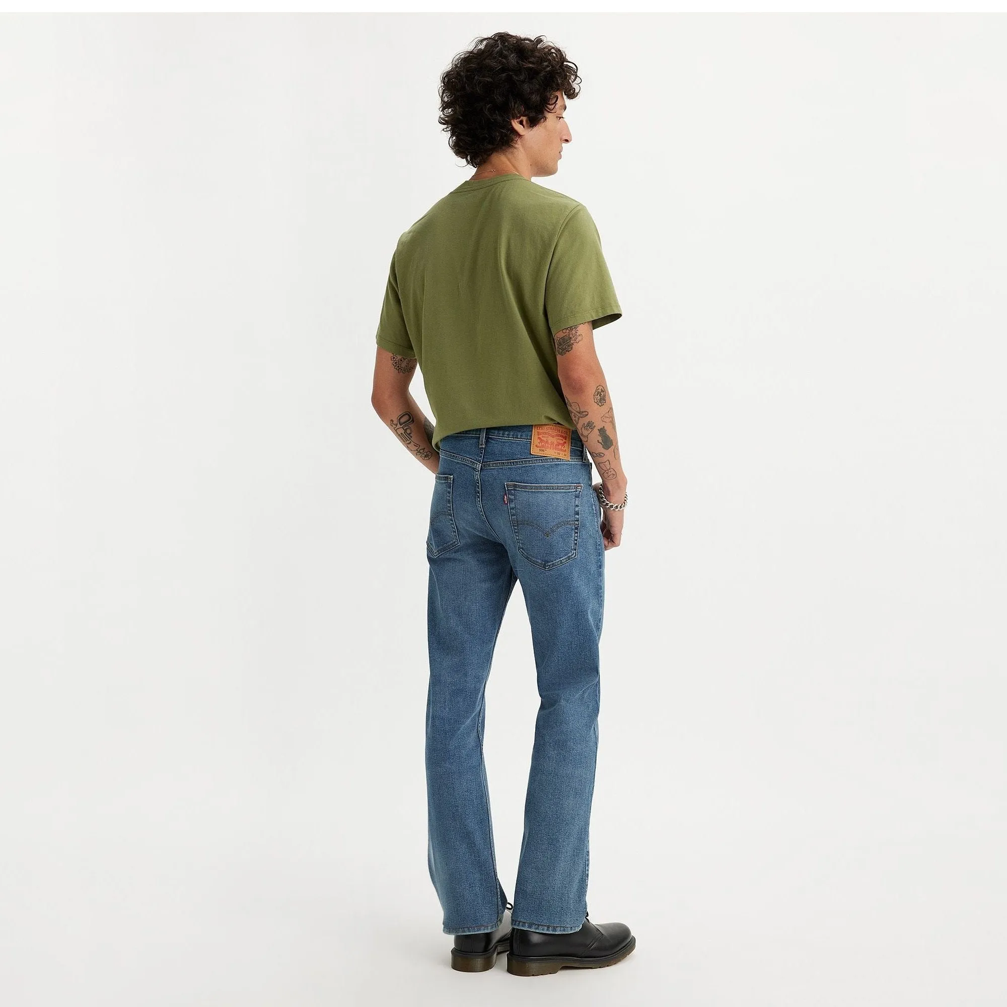 Levi's 506 Confort Droit Sur Le Rivage