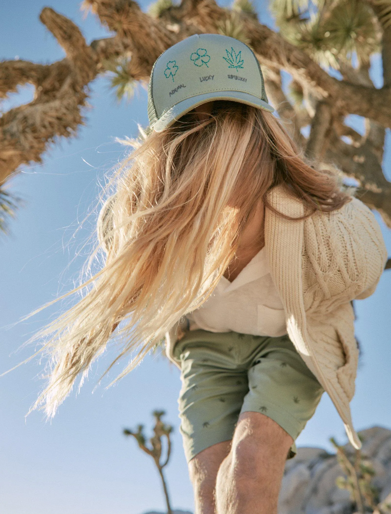 Casquette de camionneur Super Lucky de Lucky Brand - Vert olive poussiéreux Lucky Brand
