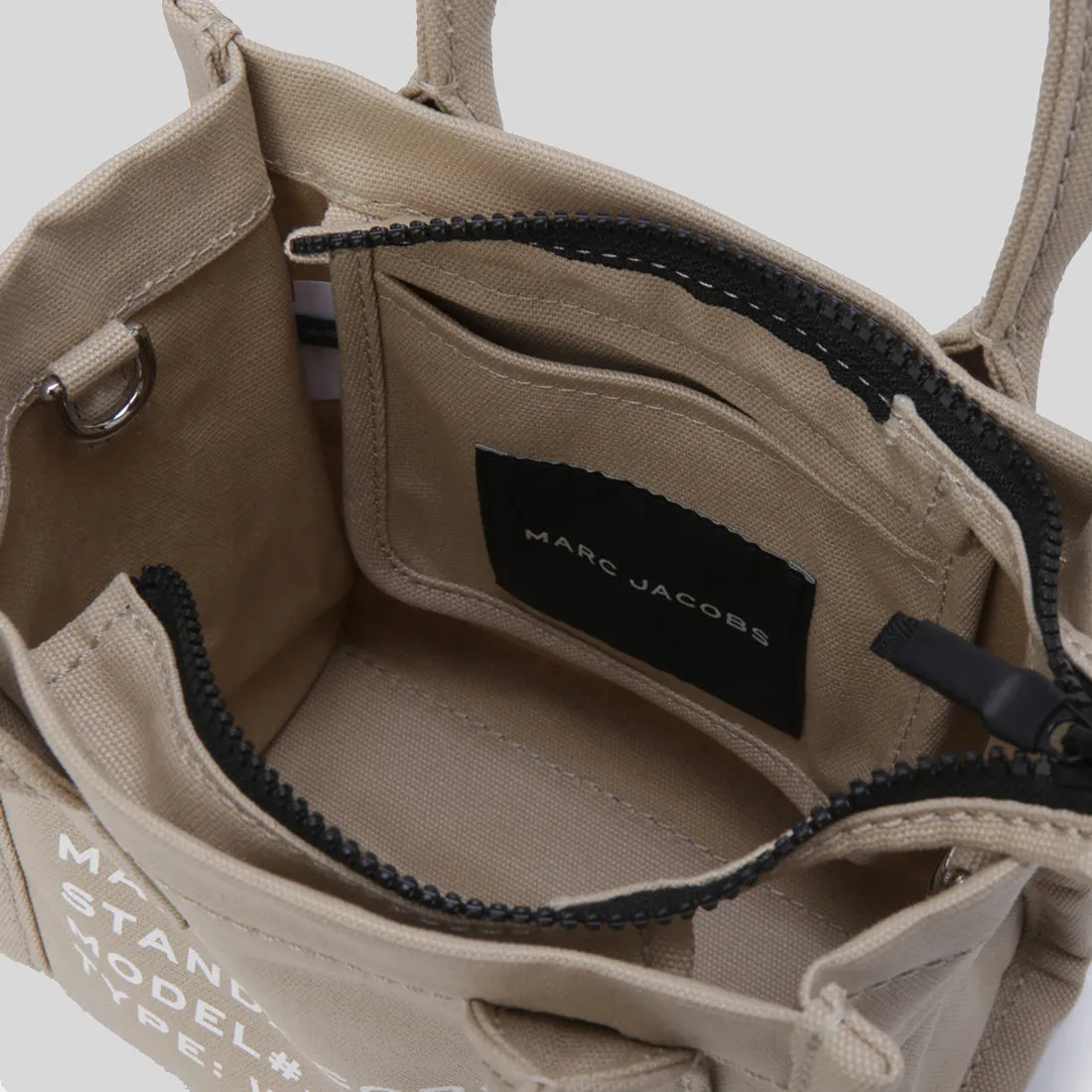 Marc Jacobs Sacs MARC JACOBS Toile Standard Supply Petit Cabas Beige 4S4HCR003H02