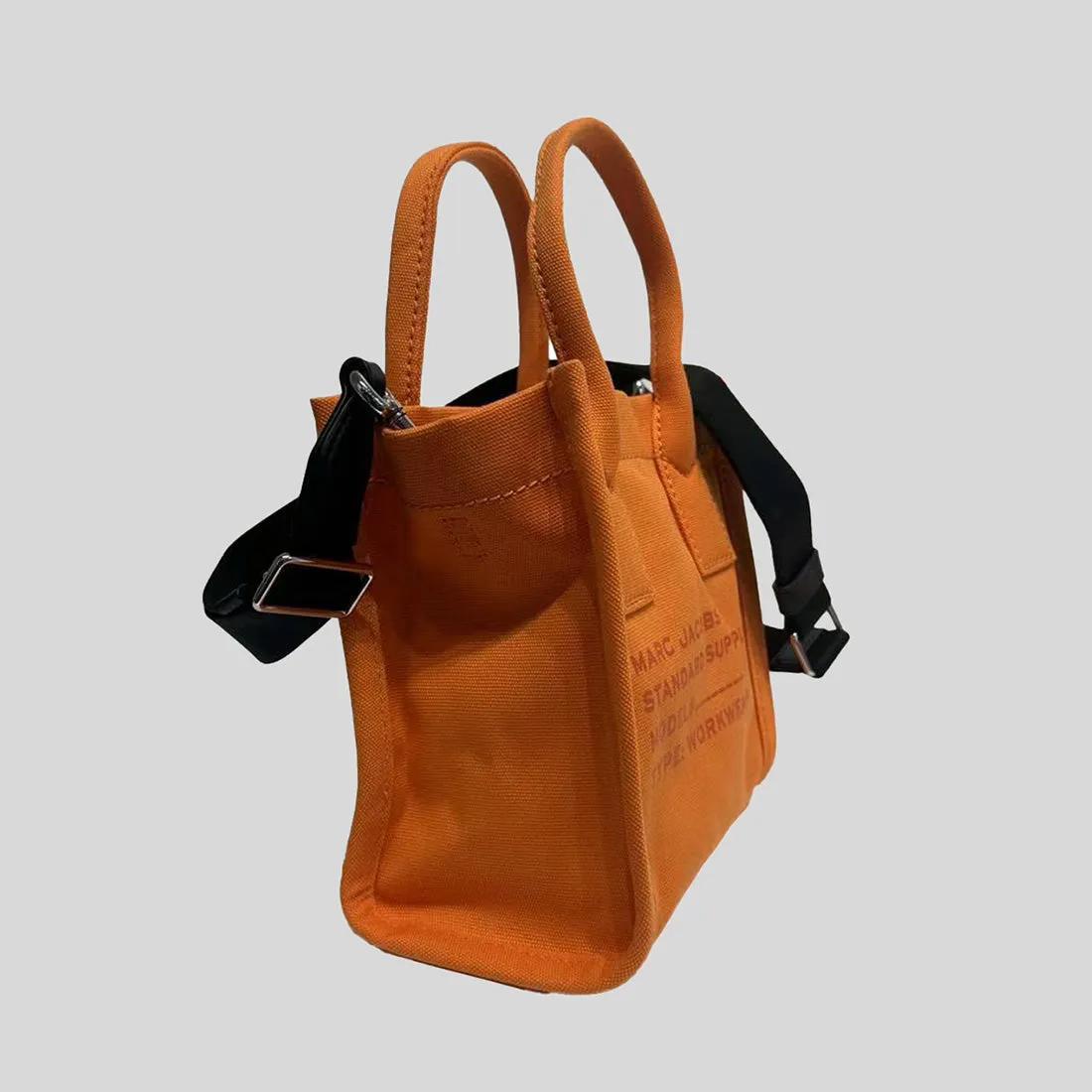 Marc Jacobs Sacs MARC JACOBS Toile Standard Supply Petit Tote Brûlé 4S4HCR003H02