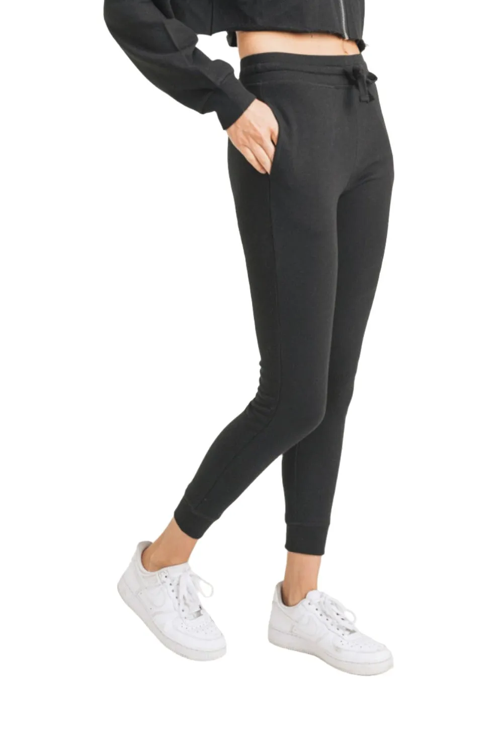 Jogger ajusté en French Terry avec poignets Mono B 10351