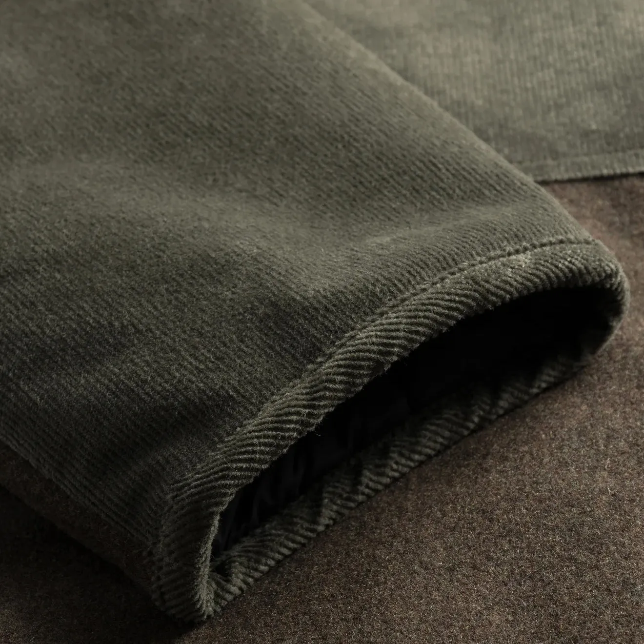 Norse Projects Veste Hakon Solotex en velours côtelé vert lierre