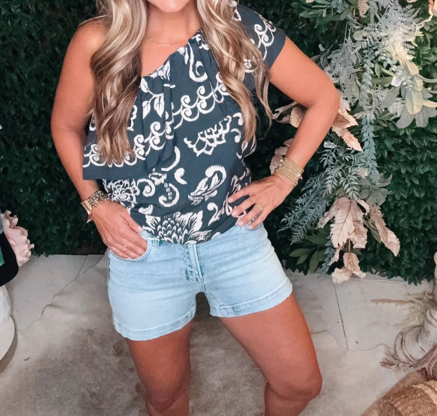 Ensemble Short Une Épaule En Marine