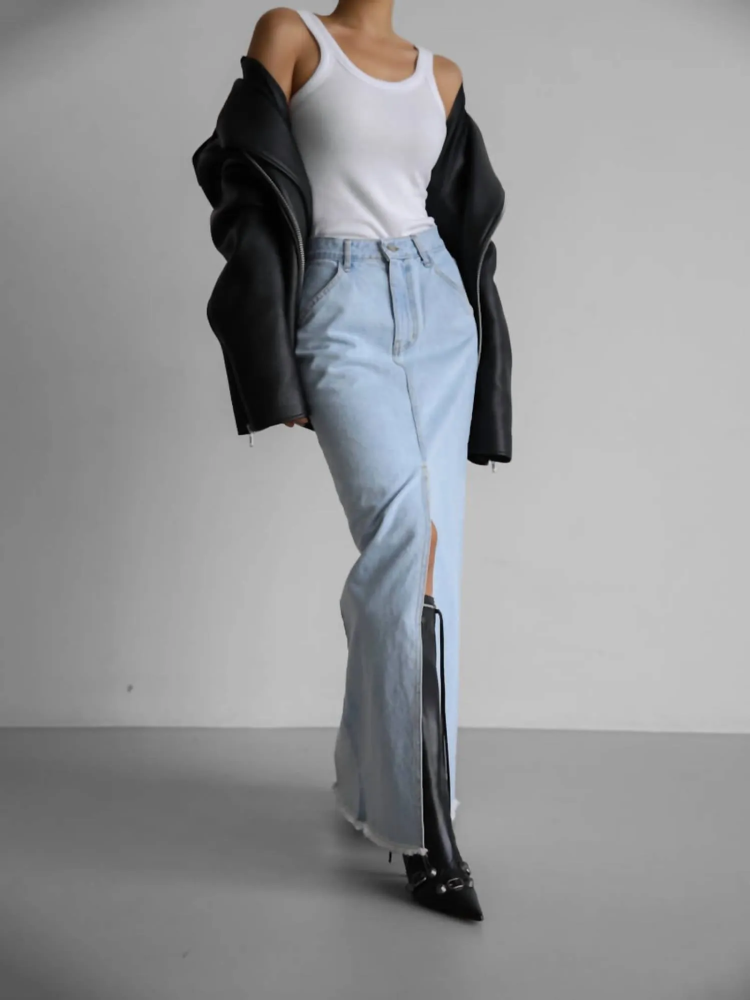 Jupe longue en denim à ourlet brut, lavage clair