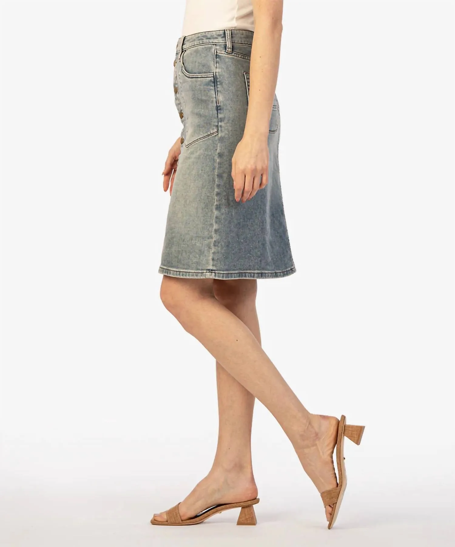 Jupe en jean à boutons devant en 89% coton, 10% polyester, 1% élasthanne