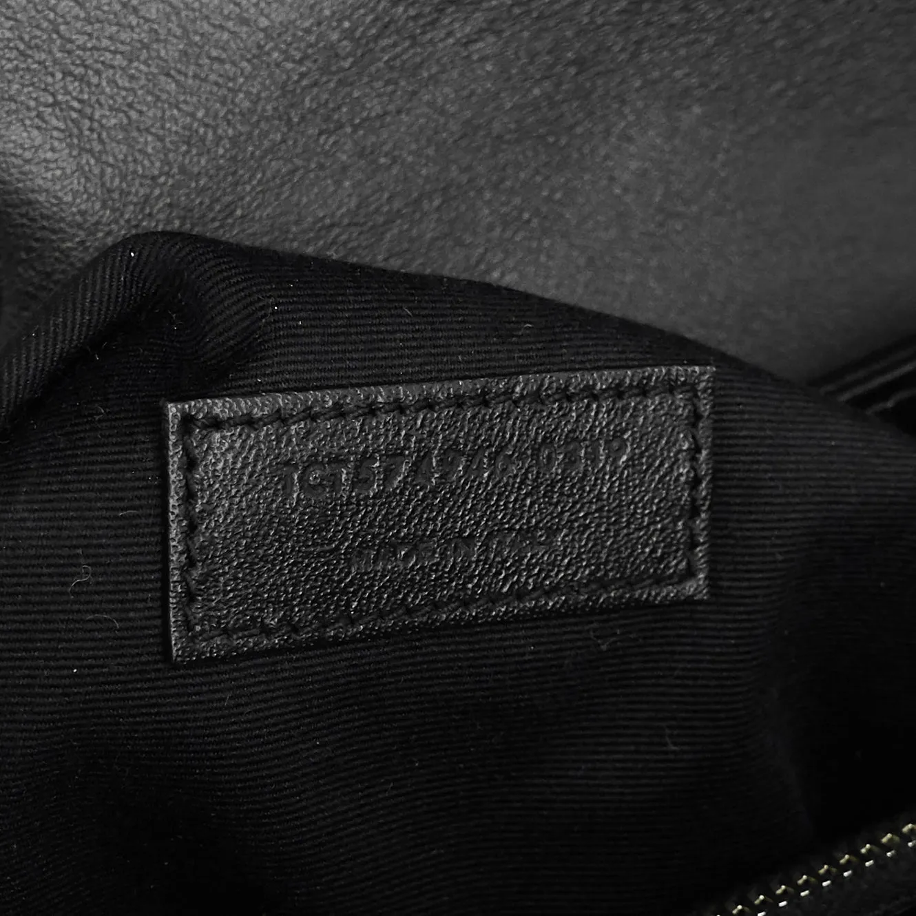 Sac Saint Laurent Loulou moyen en cuir à bandoulière