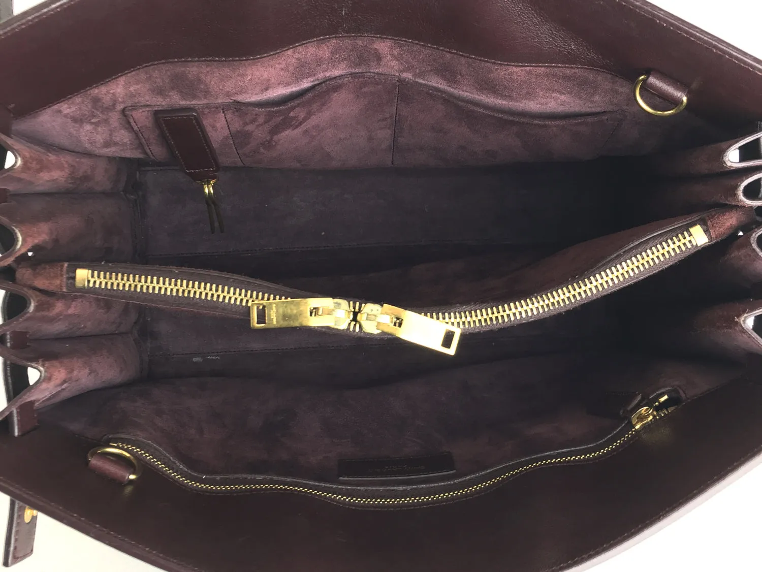 Saint Laurent Sacs Sac de Jour Petit Shopper en Cuir de Veau