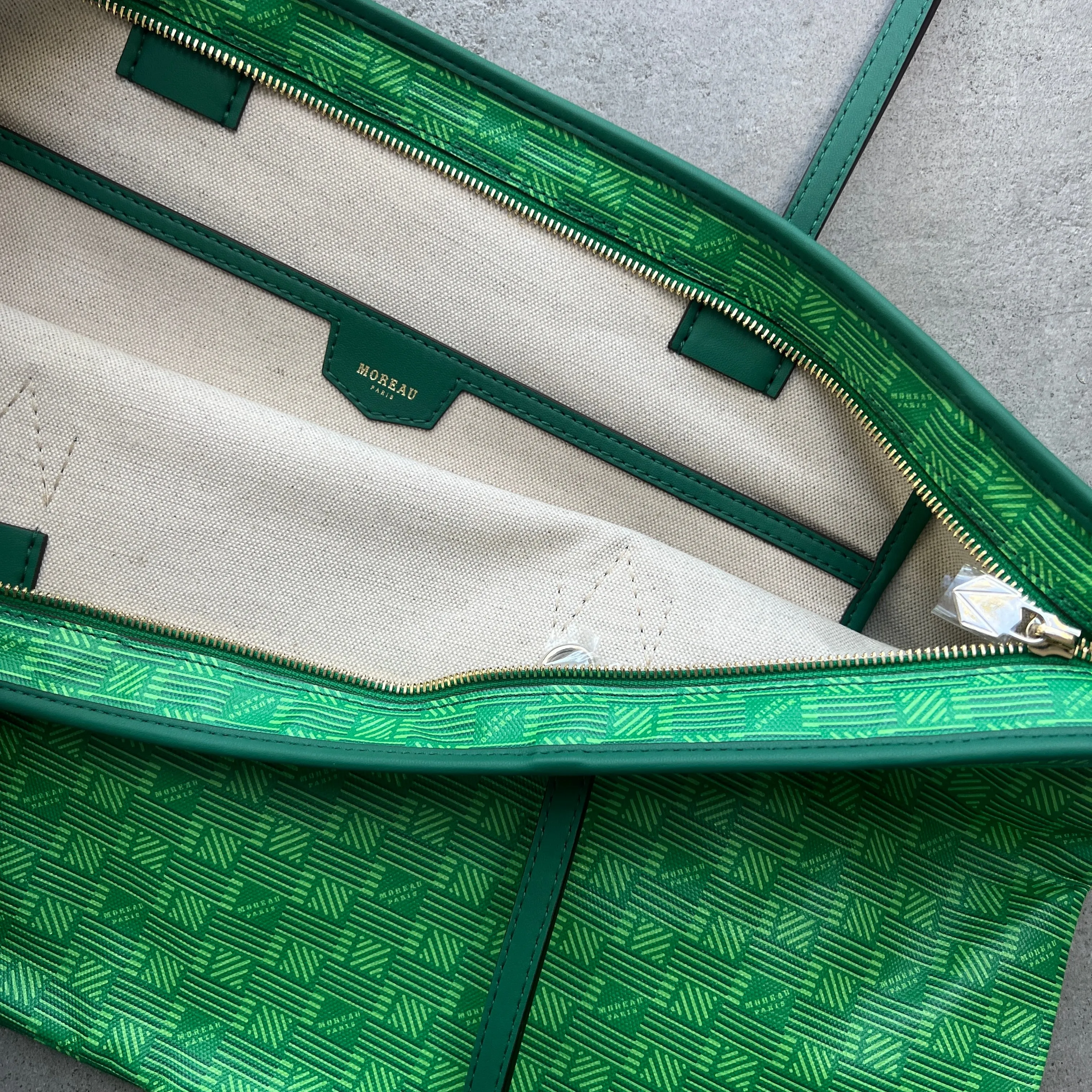 Sac Saint Tropez Zip Tote MM, Vert Moreau