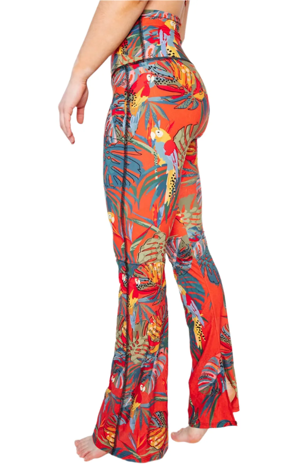 Pantalon Split Flare In Tropical Paradise par Yoga Democracy