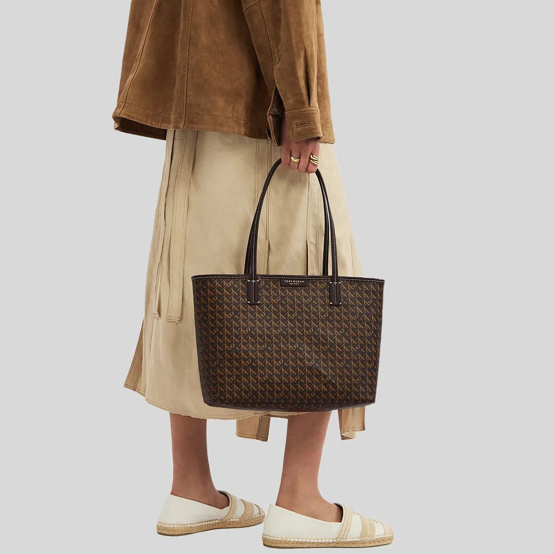 Tory Burch Sacs TORY BURCH Petit Tote Ever Ready à Fermeture Éclair Noyer 147748