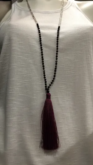 Collier à pompons tricolore