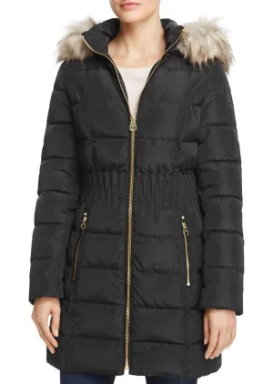 Manteau parka matelassé à capuche et taille ajustée pour femme en noir