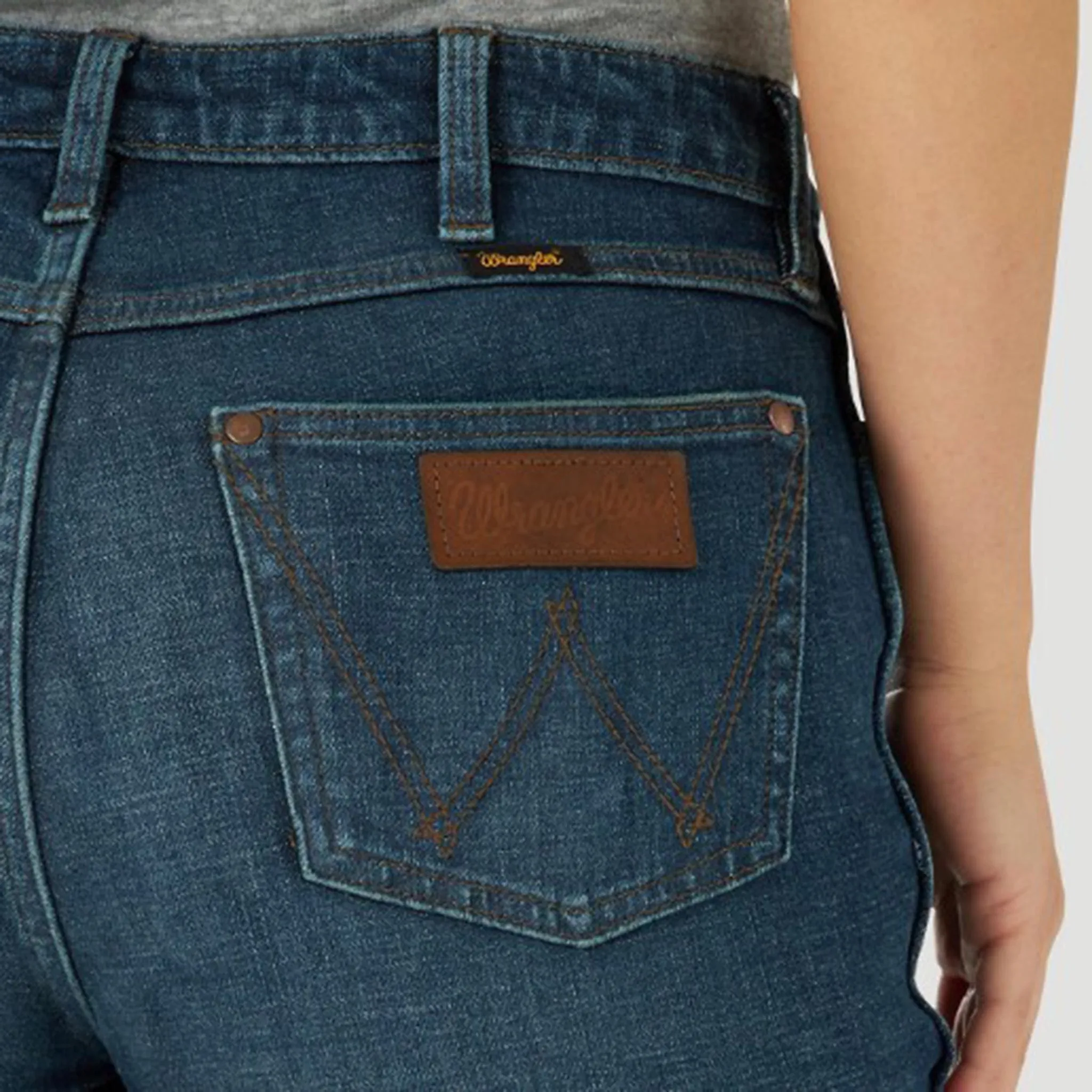Wrangler Women's Jean Flare Jana à Taille Haute
